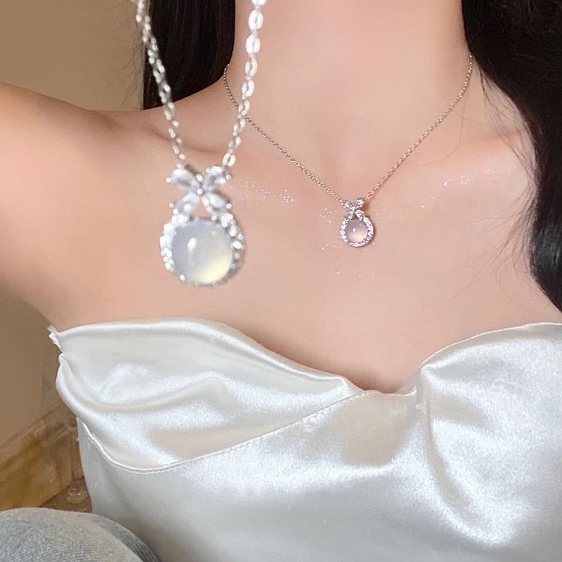 Verão gelo transparente branco pingente escapando princesa zircão feminino arco moda clavícula corrente