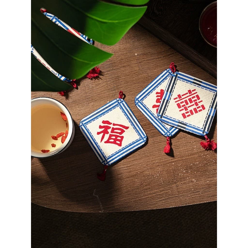 Porta-copos de personagem feliz estilo chinês 囍 personagem casamento chá porta-copos tecido almofada de isolamento térmi