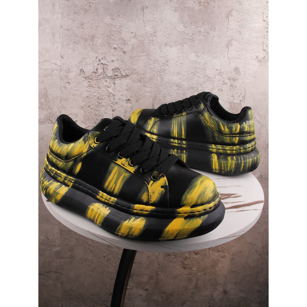 Sapatos masculinos estilo Graffiti tênis de sola grossa Design de nicho exclusivo All-Match moda na moda sapatos casuais