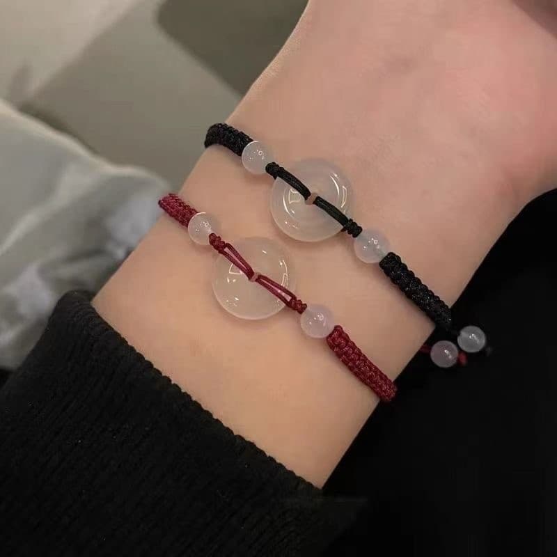 Novo estilo fivela segura meninos meninas pulseira casal estilo nicho Design feminino pulseira Benming ano corda vermelh