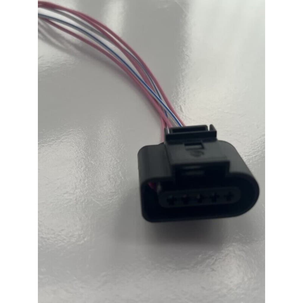 Adequado para Audi A6L A4L Q5 A5 Magotan Tiguan Passat medidor de fluxo de ar Plug conector cabo