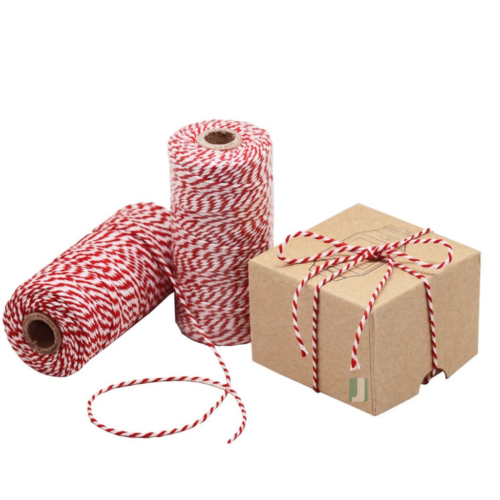 Barbante Vermelho e Branco Extra Fino 200gr- 470metros