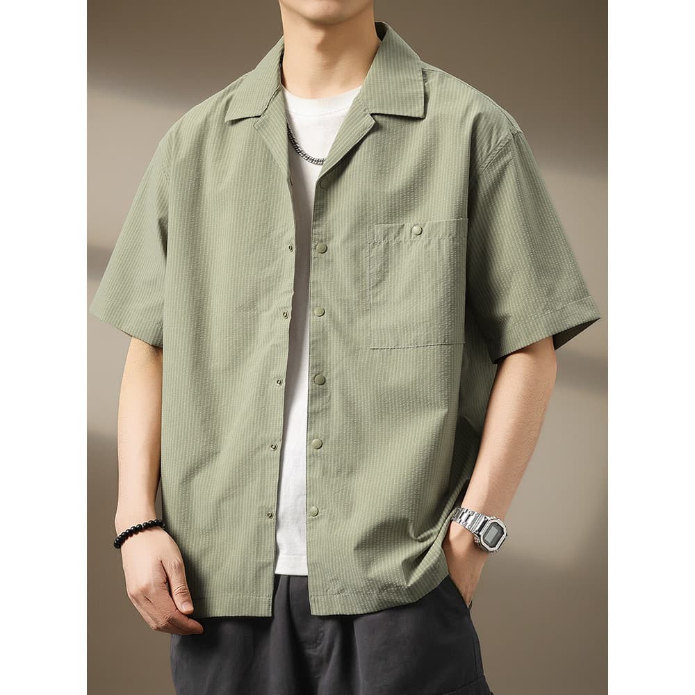 Verão novo estilo High-End gola cubana legal Anti-rugas camisa xadrez masculina americano Retro ferramentas soltas meia