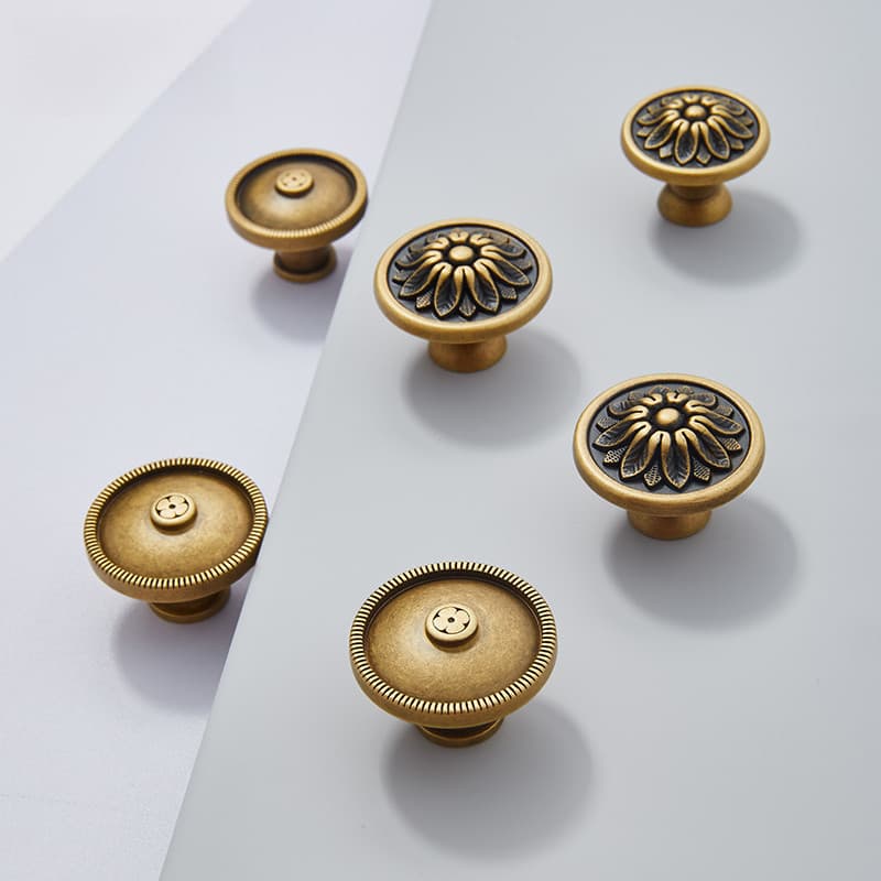 Puxador de Porta de Guarda-Roupa Nórdico em Latão Bronze, Moderno, Luxuoso e Simples, Puxador Pequeno de Furo Único para