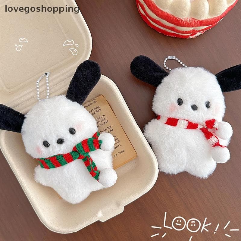 [lovego] Brinquedo de Pelúcia Pochacco de Natal, Fofo, Cachorrinho Sanrio com Cachecol, Boneco Chaveiro, Ornamento para