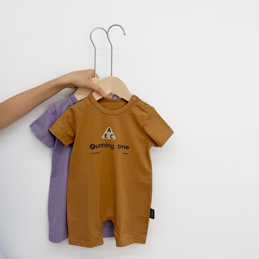 Verão estilo esportivo ins bebê manga curta macacão carta impressa estilo fino respirável meninos meninas bebê macacão d