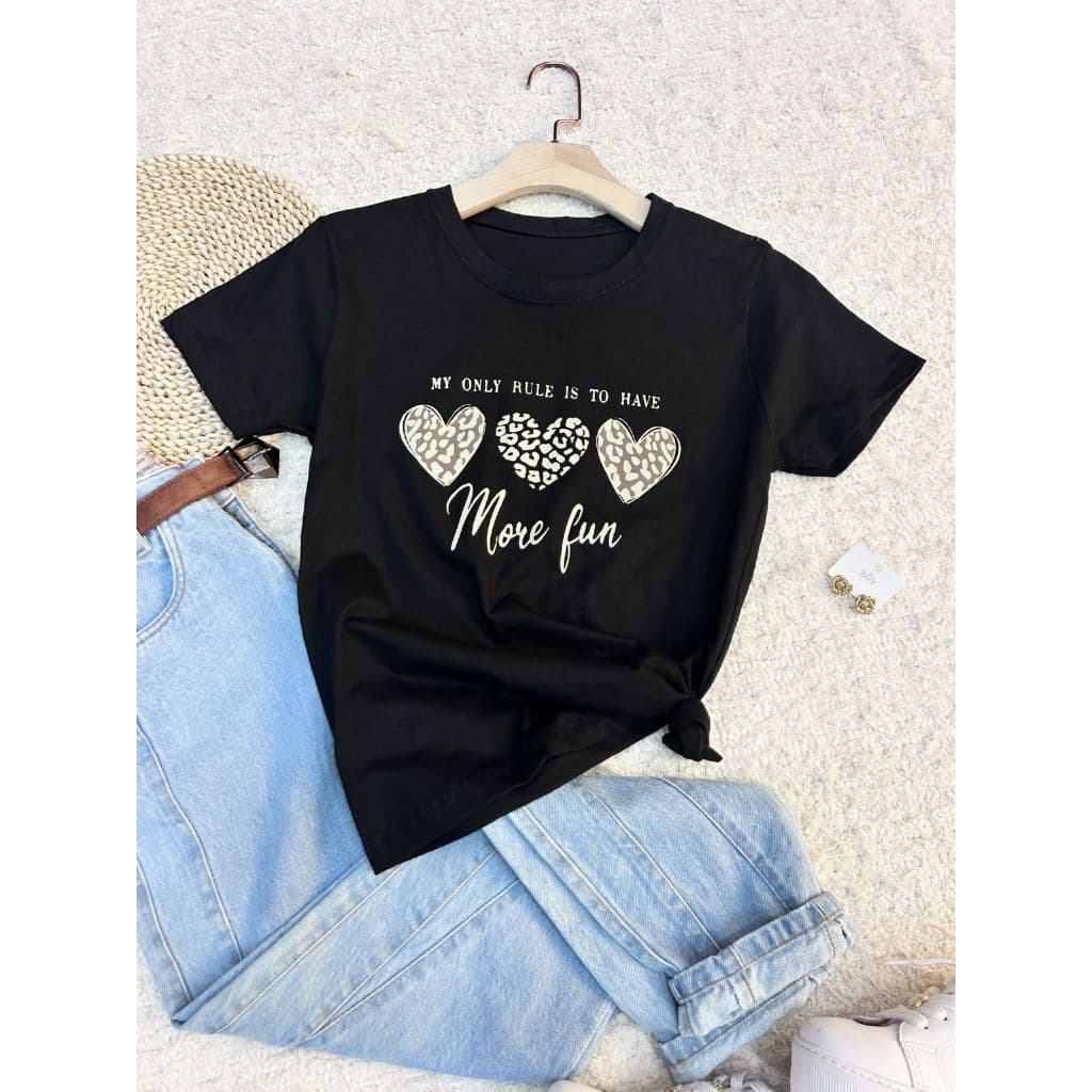 Blusa camiseta T-shirt feminina manga curta algodão 100 % Gola careca sempre com estampa coração