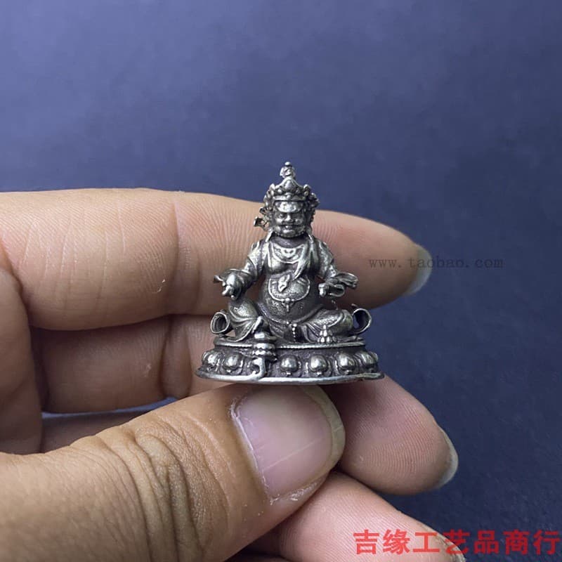 Pequena estátua de Buda em cobre branco estilo tibetano, mini ornamento, estátua pequena de bronze maciço, artesanato de