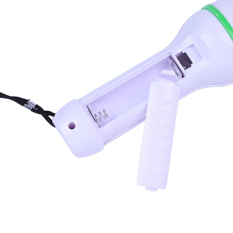 Fabricante de Zhejiang vende por atacado lanterna de longo alcance, mini lanterna portátil, lanterna LED com bateria sec