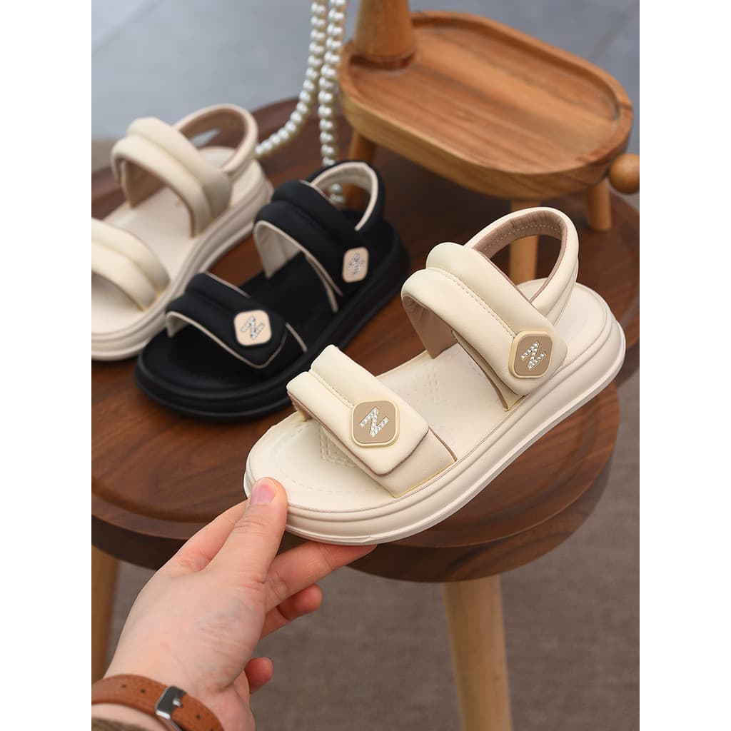 Crianças sandálias 2026 verão novo estilo moda meninas sapatos de praia antiderrapante crianças sapatos de princesa sapa