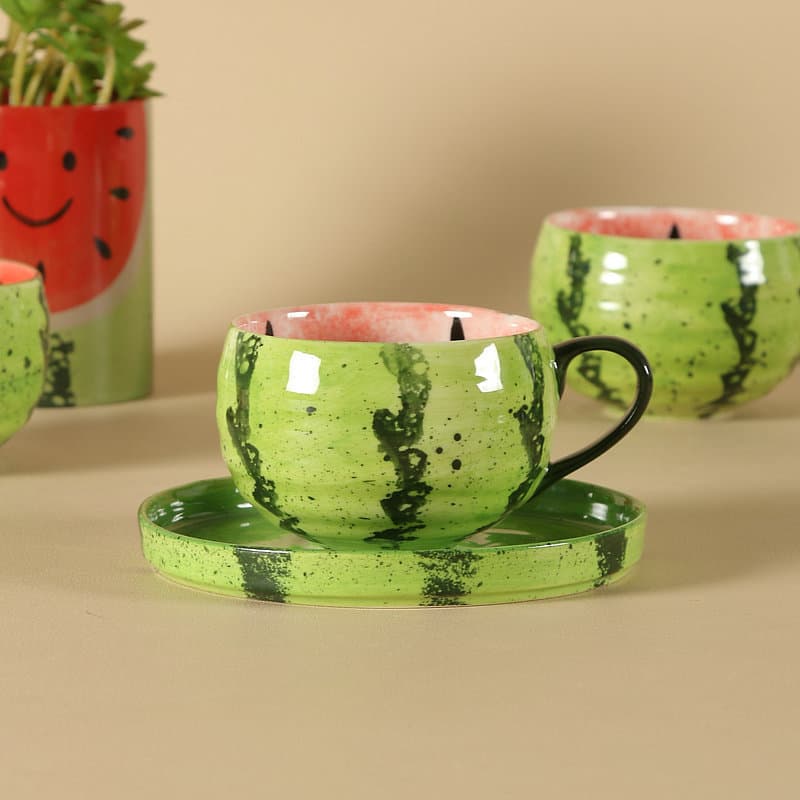 Xícara de café pintada à mão de cerâmica de alto valor com alça xícara de chá Underglaze cor melancia copo de água domés