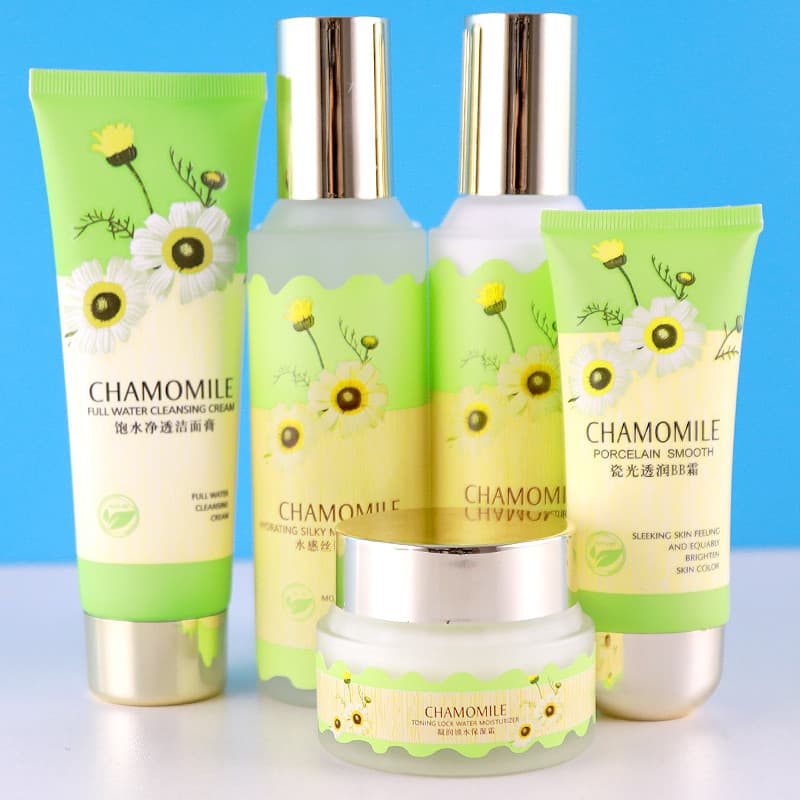 Sanfran cosméticos genuínos camomila conjunto de produtos de cuidados com a pele hidratante hidratante iluminando tom de