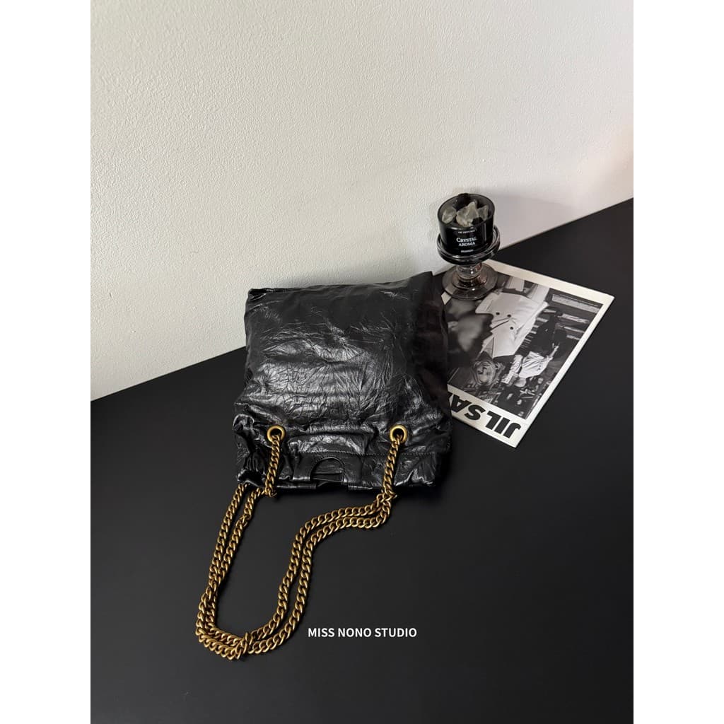 Novo estilo de couro genuíno plissado saco preto sacola corrente menina saco do mensageiro corrente bolsa ombro feminino
