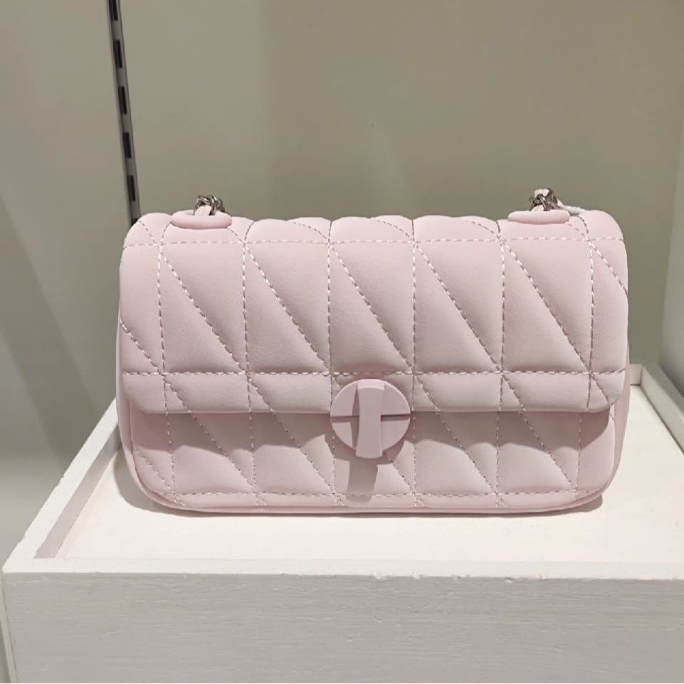2026 Nova Bolsa Pequena de Alta Qualidade para Mulheres, Bolsa de Ombro Único com Corrente de Malha de Diamante, Bolsa M