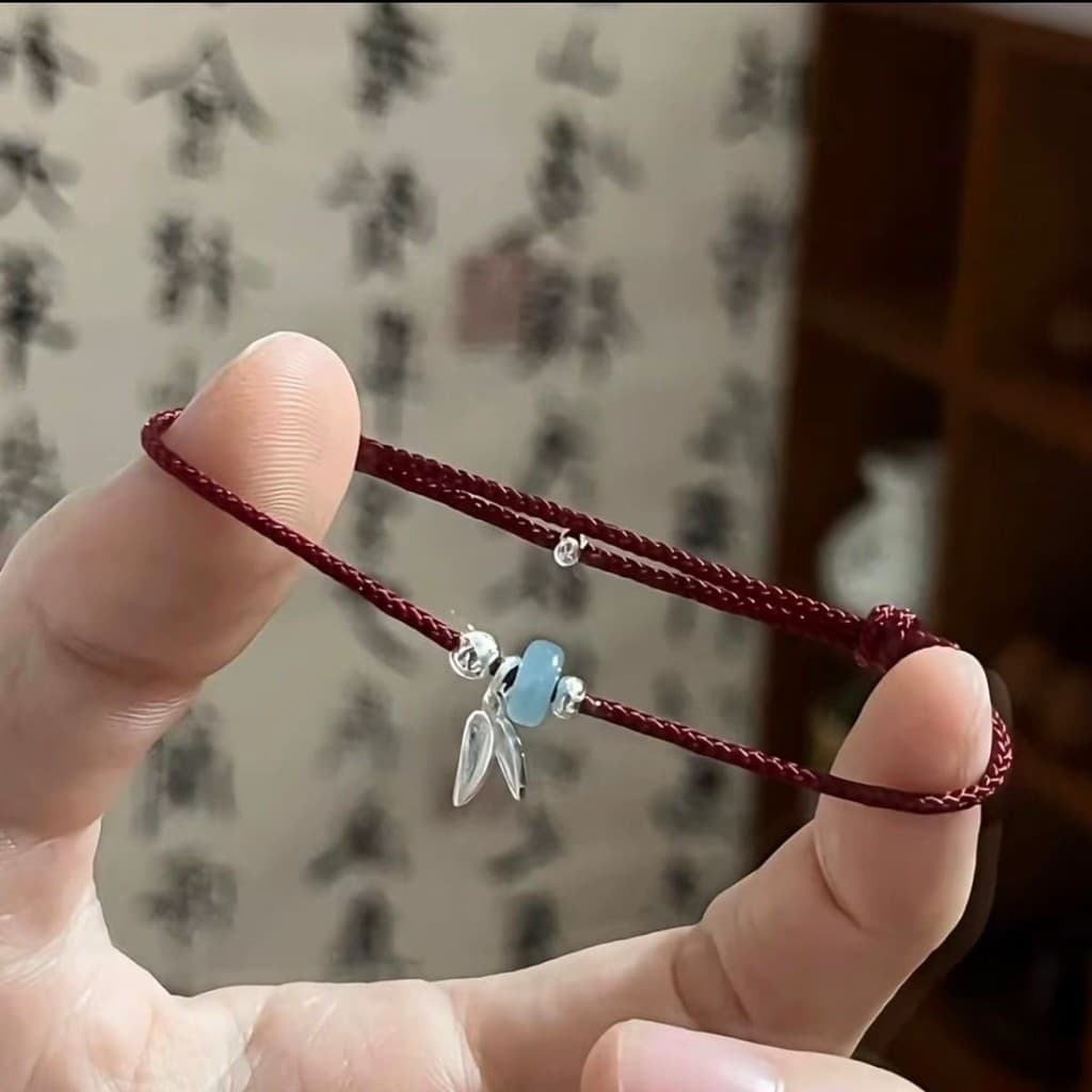 Nova pulseira de folha de bambu com um toque moderno, design de nó de bambu, exclusiva, simples e versátil, adequada com