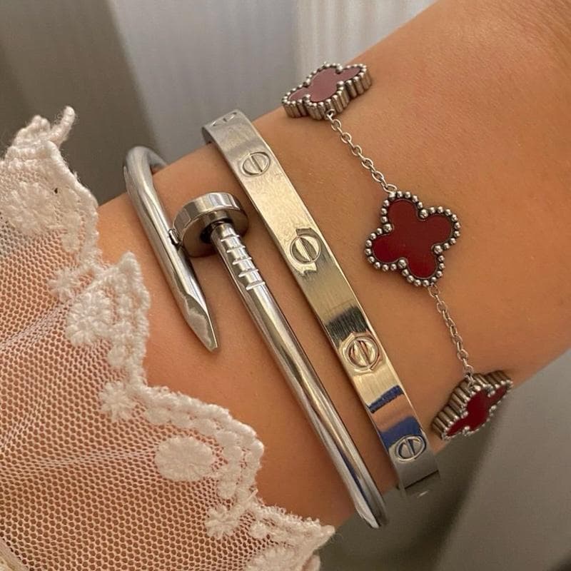 Kit 3 Pulseiras Femininas Trevo Aço Inoxidável Luxo Bracelete Antialérgico Presente Feminino Elegante