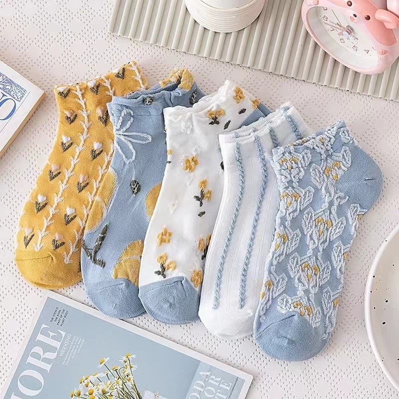 Retro flor boca rasa invisível Ped meias femininas ins fresco nicho japonês Casual All-Match menina meias