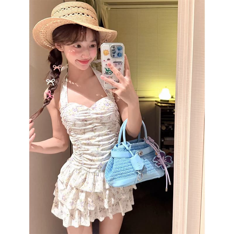 Novo estilo maiô feminino poliéster Halter pescoço Floral pequenos seios cobrindo carne saia estilo parque aquático mais