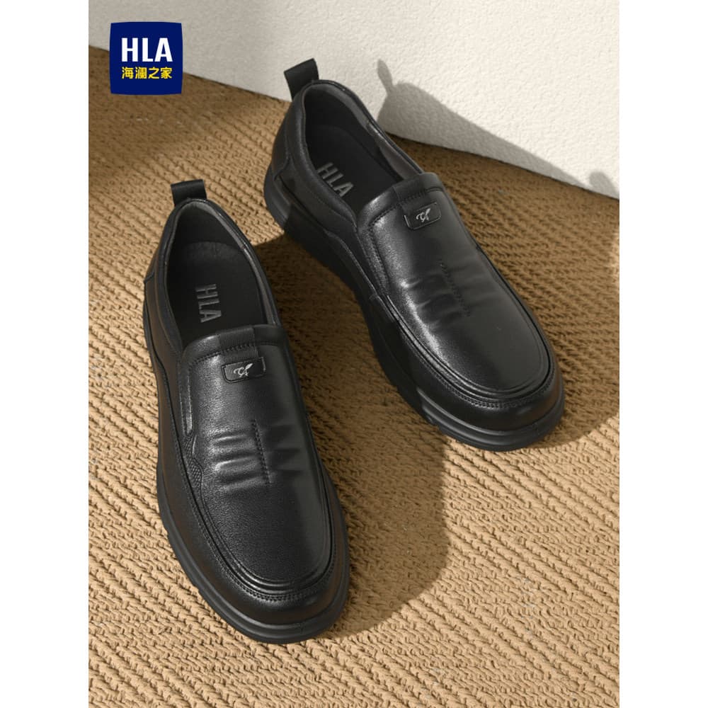 HLA/Hailan House Sapatos Masculinos 2026 Novo Estilo Sapatos Casuais De Couro Masculinos Confortáveis Leves Respiráveis