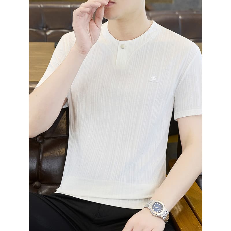 Verão novo estilo em torno do pescoço de manga curta camiseta masculina versão coreana na moda Casual estilo fino sensaç
