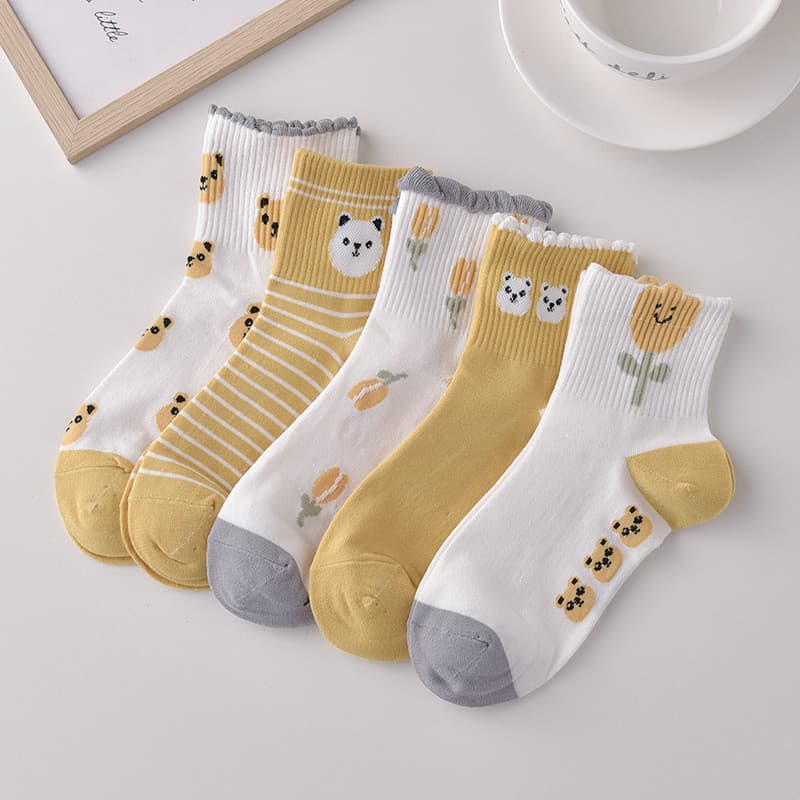 Kit 5 Pares Meia Feminina Fofas Flores Ursinho Casual Estilo Coreano