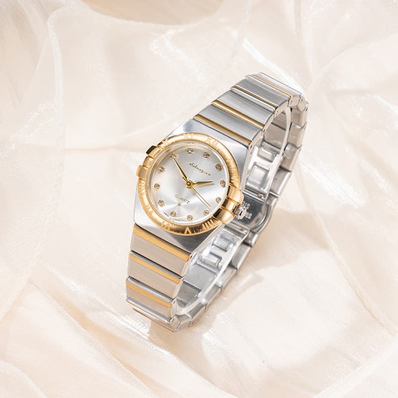 Nova constelação relógio senhoras luz luxo nicho sol padrão diamante rosto Dial relógio feminino banda de aço High-End r