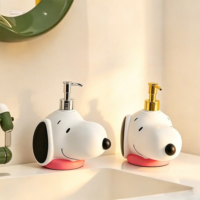 Frasco Dispensador De Sabão Snoopy Bonito Dos Desenhos Animados , Recipiente Recarregável Do Shampoo Gel De Banho , Orna