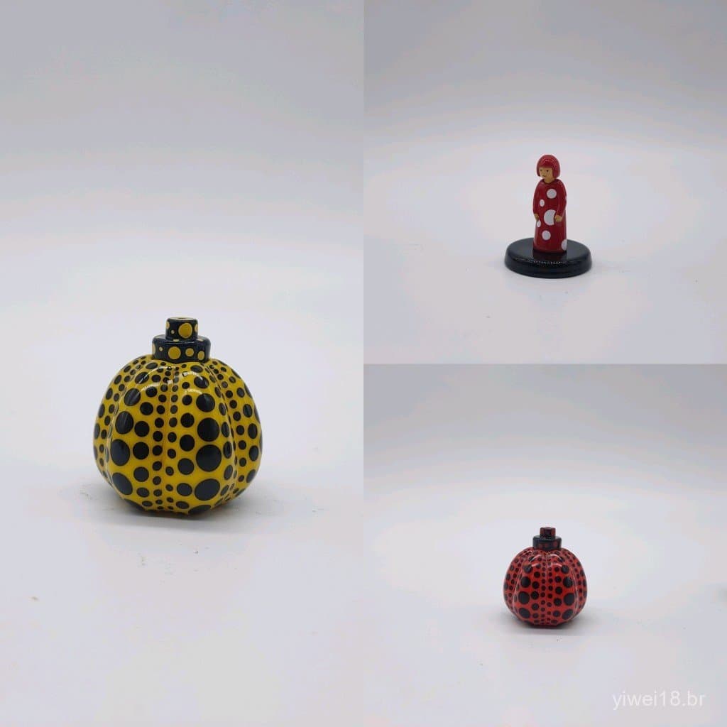 Versão japonesa popular do ornamento decorativo clássico de abóbora com bolinhas de Yayoi Kusama J9WB