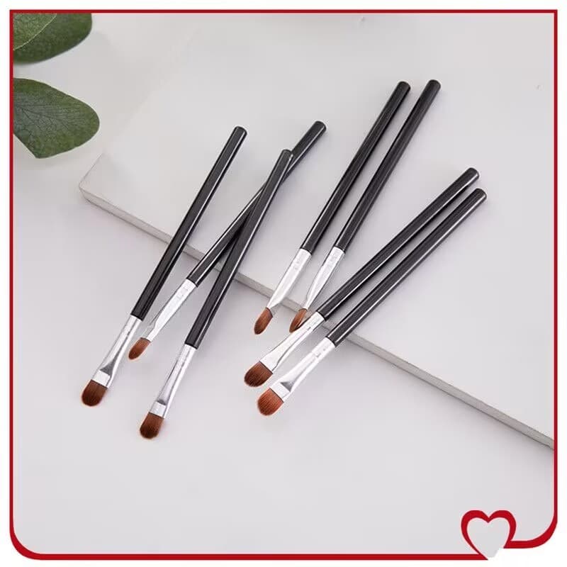 Oferta especial Fornecimento direto Pincel de maquiagem Pincel de sombra Pincel de maquiagem para iniciantes Pincel únic