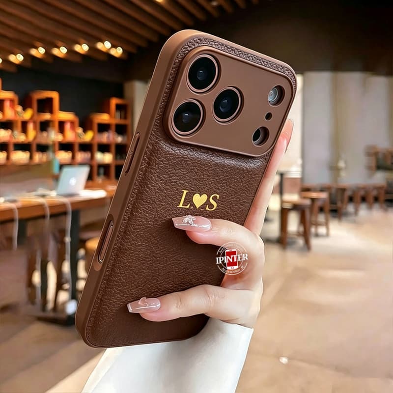 DIY Personalizado Nome Caso De Couro Para iPhone 17 16 15 14 13 12 11 Pro Max 3D Quente Gravar Carta Capa