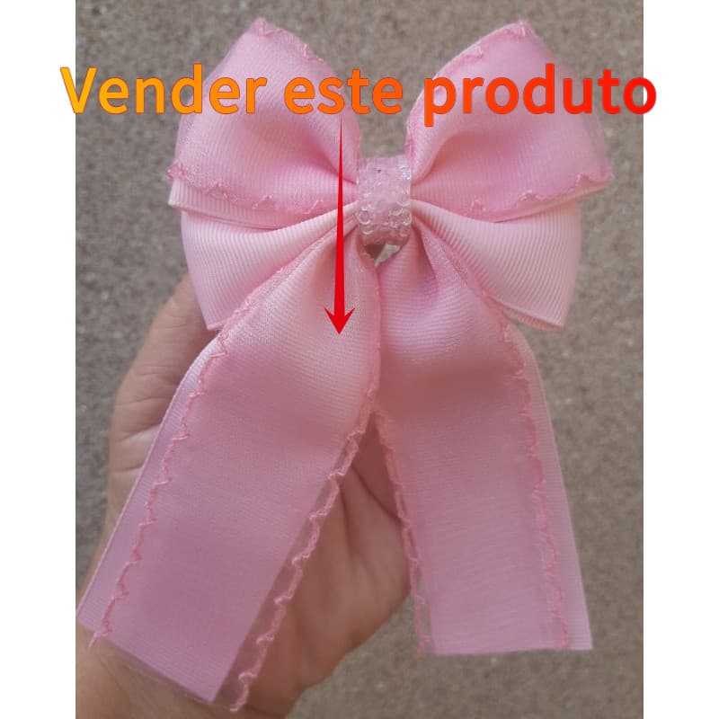 Laço rosa ponta dupla com aplique, no bico de pato