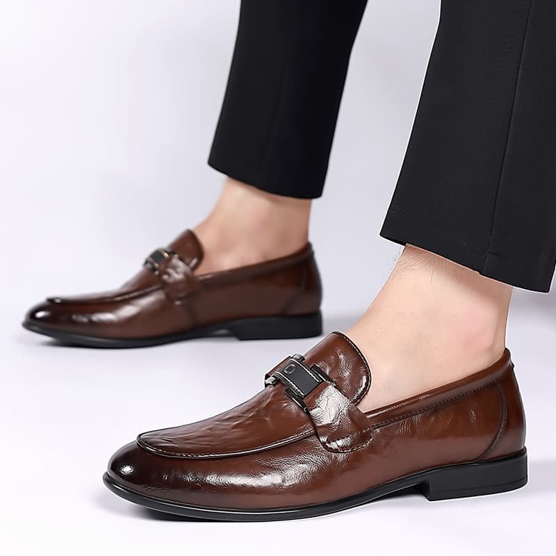 Sapatos de couro masculinos novo estilo de negócios All-Match mocassins casuais sapatos masculinos versão coreana sola m