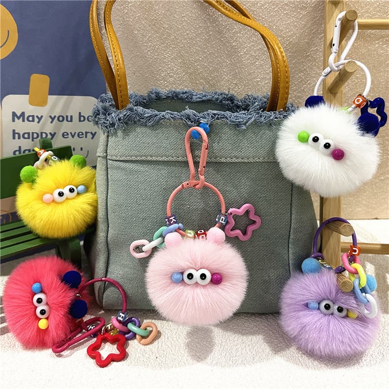 Influenciador bonito dos desenhos animados chaveiro feio bonito criativo pequenos briquetes boneca de pelúcia mochila pi