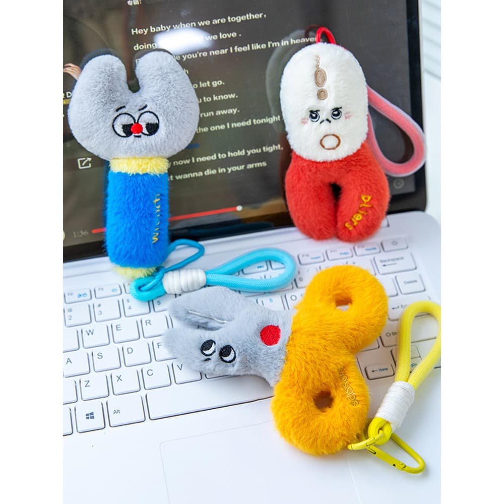 Série de ferramentas divertidas criativas brinquedos de pelúcia bonito martelo tesoura ornamentos saco chaveiro pingente