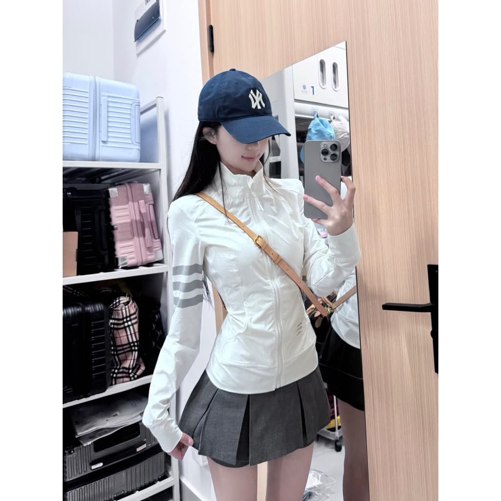 Cool Feeling Gola Alta Protetor Solar Roupas Femininas Verão 2026 Novo Estilo Coreano Slim-Fit Cintura Estreita Leve Res