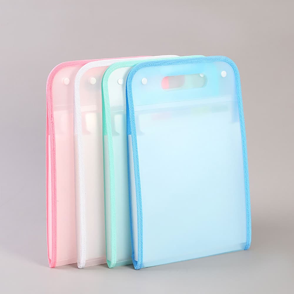 Pasta vertical com design de borda, adequada para exames de estudantes e armazenamento de papéis semitransparentes.