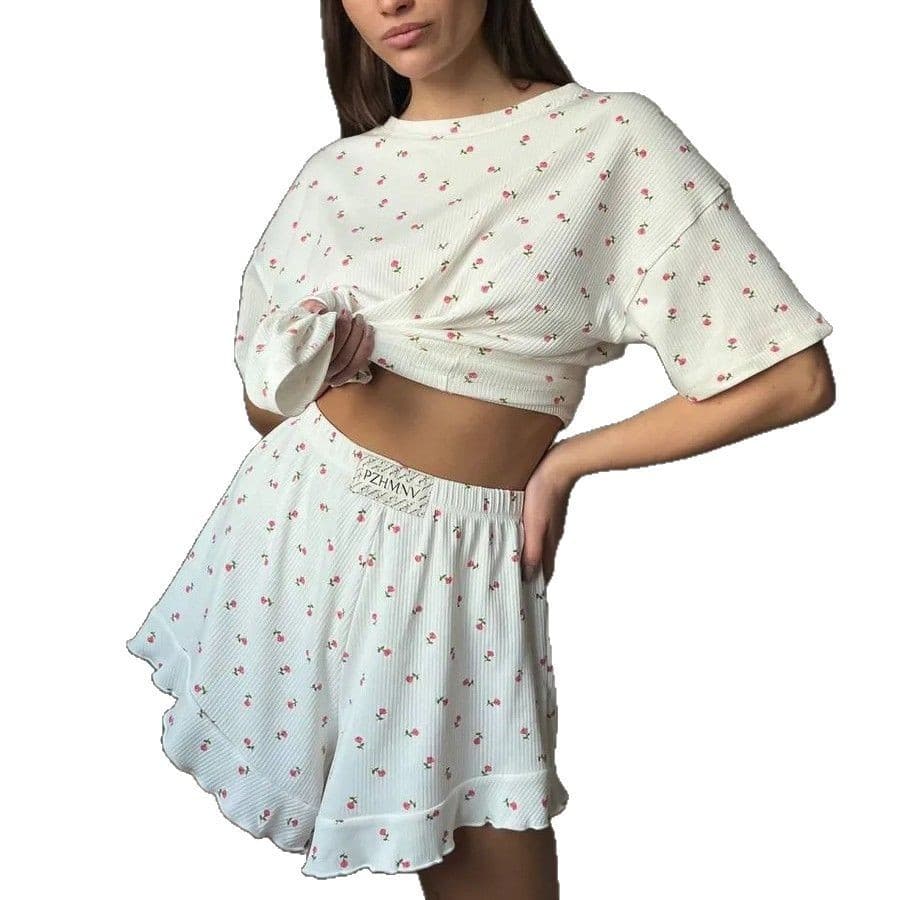 Shorts com estampa de folha de lótus podem ser usados como pijama e conjunto de roupa para casa.