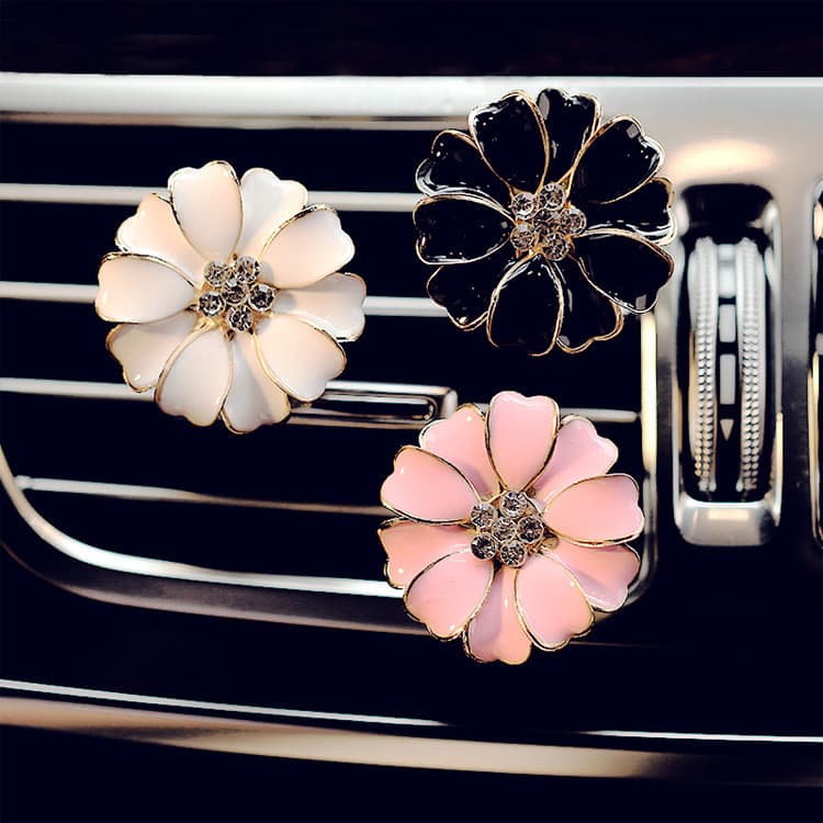 FAST SHIP Car Air Vent Perfume Clip Crystal Daisy Flower Car Hanging Decoration Odor Remover Car Interior Aromatherapy D