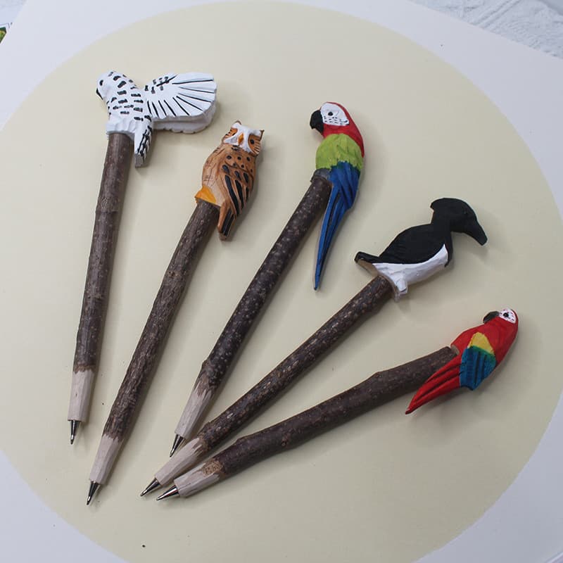 Estoque pronto Caneta esferográfica Aoki Fan Log Branch Animal Intercambiável Baineng Recarga Artesanal Criativo Papelar