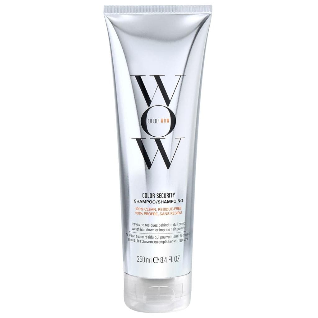 Shampoo COLORWOW ColorSecurity, sem sulfatos e sem resíduos, para cabelos e couro cabeludo com aparência saudável.