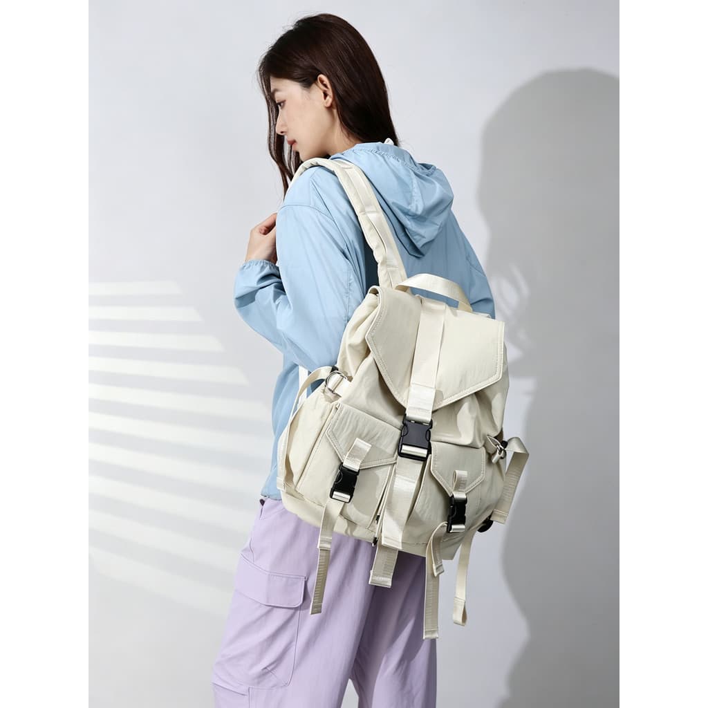 Mochila feminina 2026 novo estilo de viagem leve à prova dwaterproof água náilon saco escalada ao ar livre grande capaci