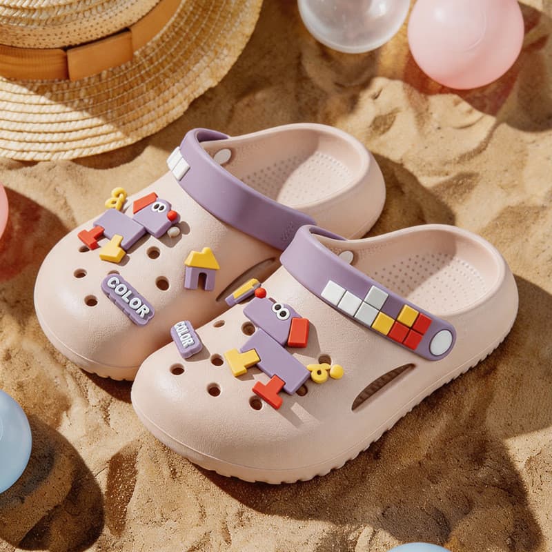 Bonito Trojan crianças buraco sapatos verão novo estilo dos desenhos animados bonito EVA sola macia Anti-deslizamento sa