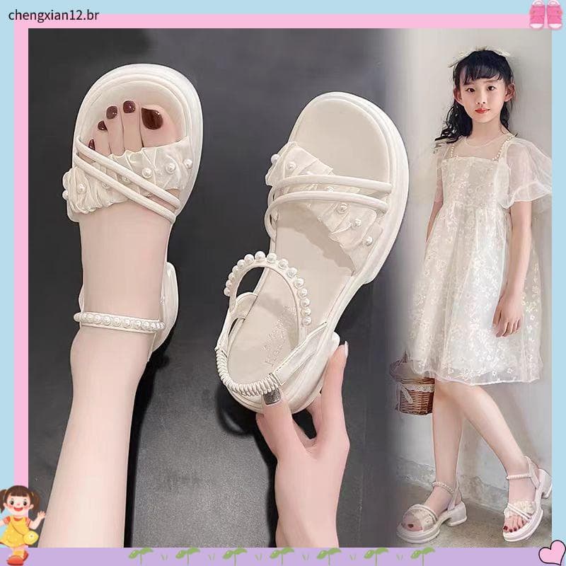 Meninas sandálias 2026 novo estilo verão pérola moda princesa sapatos moda sola macia sapatos de praia branco meninas es
