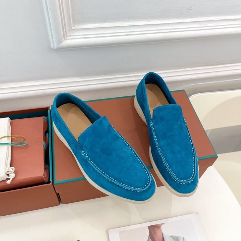 Mocassins masculinos europeus para comércio exterior, com cabedal de couro genuíno, ideais para caminhada.
