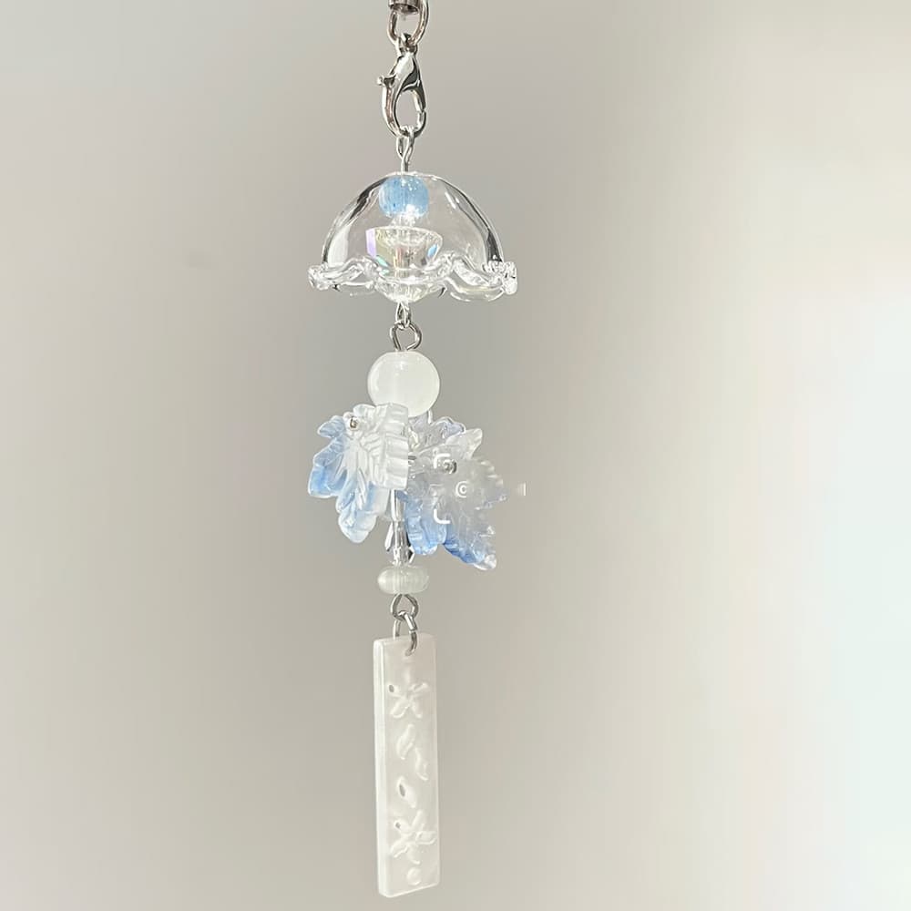 Pingente decorativo de sino de vento em forma de folha de bordo, corrente suspensa com design de gelo e neve, chaveiro p