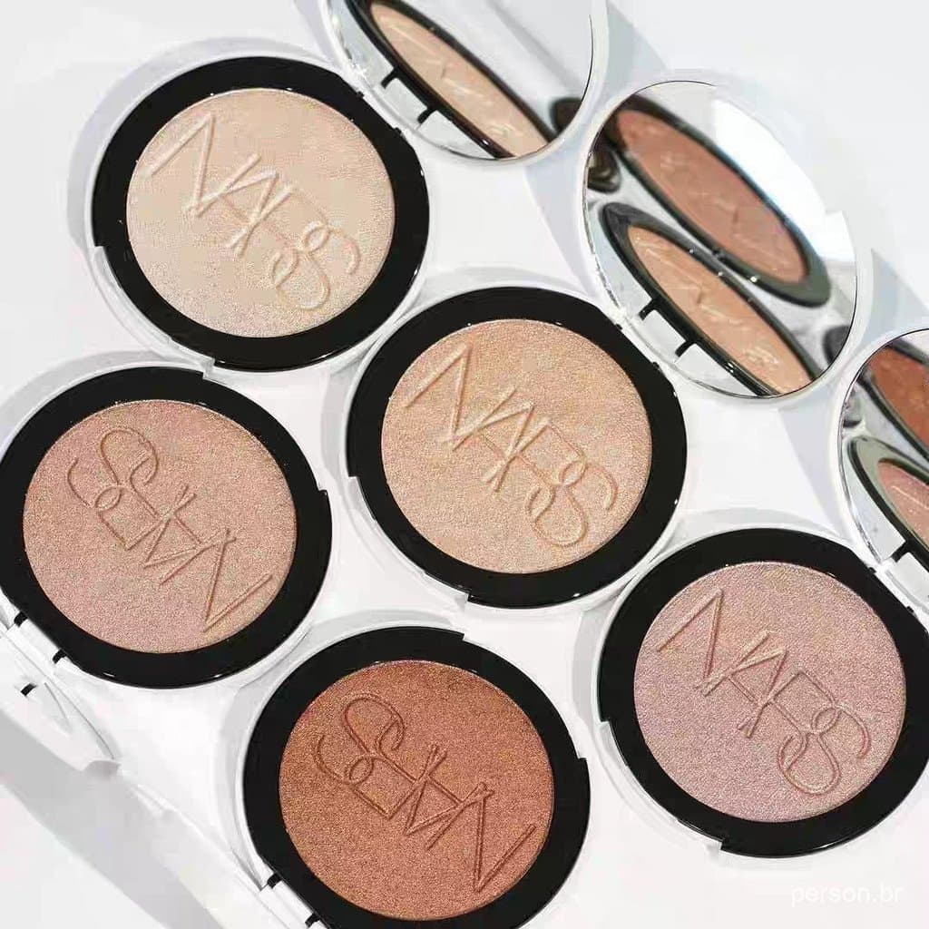 NARS Pó Iluminador Compacto Sunlight Meteor com Efeito Delicado de Brilho Aquático para Contorno EROS/ELECTRA Cosmético