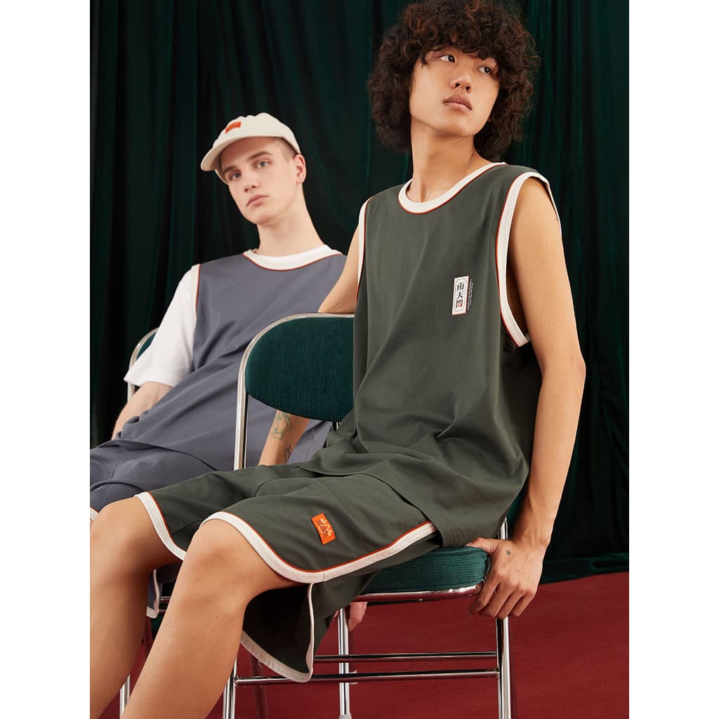 [149 Yuan Escolha 3 peças] Shorts casuais esportivos retrô clássicos respiráveis