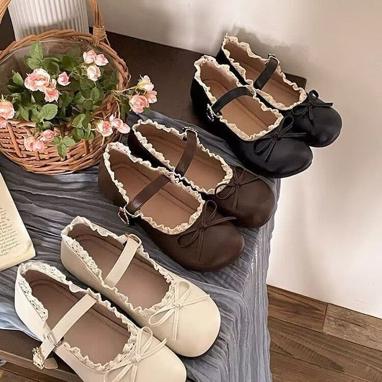 Dedo do pé redondo Retro arco sapatos de couro plano feminino 2025 novo estilo primavera verão com saia francês sola mac