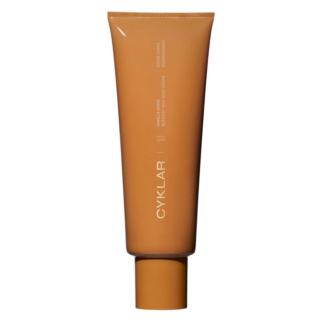 CYKLAR é uma loção corporal rica em nutrientes.   Creme Hidratante Nutritivo Herbal Vitality, contém niacinamida e extra