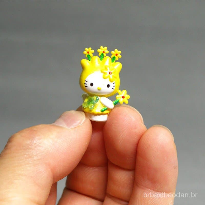 Nova Miniatura de Boneca Hello Kitty KT Cat em Tamanho Pequeno para Decoração de Mesa e Cenários
